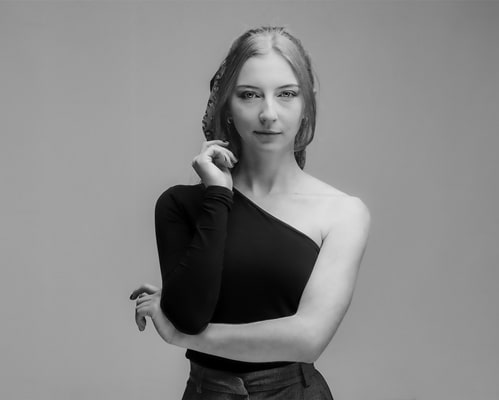 OLESIA OLESIA